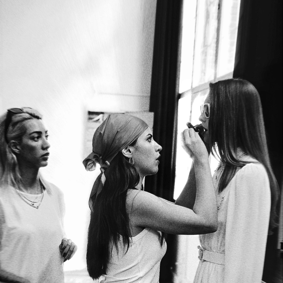 Celebrities Who Wear Vegan Handbags: Style With a Conscience